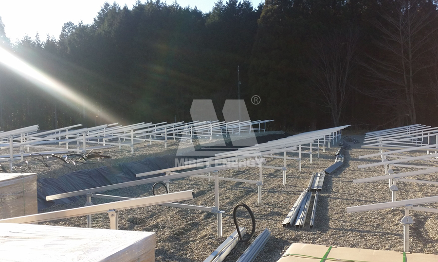 太陽(yáng)能光伏廠家