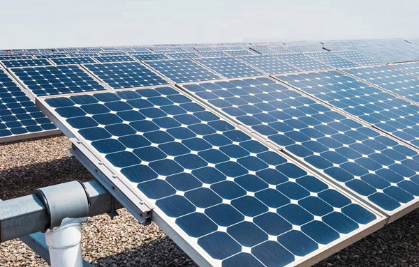 離網(wǎng)光伏發(fā)電系統(tǒng)有什么優(yōu)點(diǎn)？系統(tǒng)如何組成？