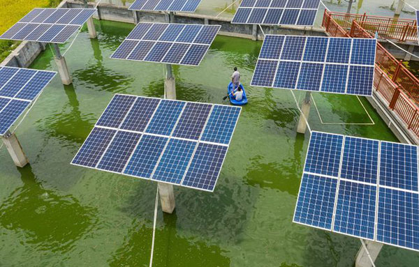 水上漁光互補光伏發(fā)電有什么優(yōu)勢？發(fā)展?jié)摿θ绾危? /></div>
                        <div   id=