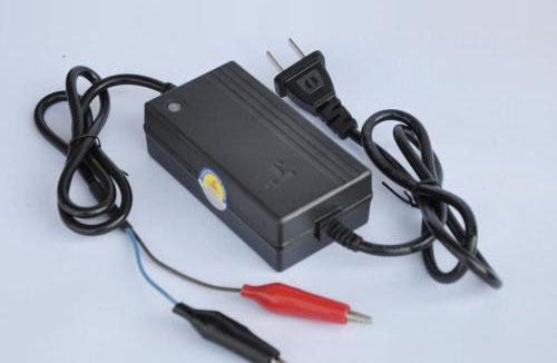 鉛酸蓄電池充電器與鋰電池充電器的區(qū)別？