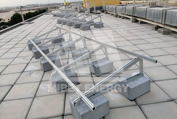 太陽(yáng)能鋁合金支架有什么特點(diǎn)